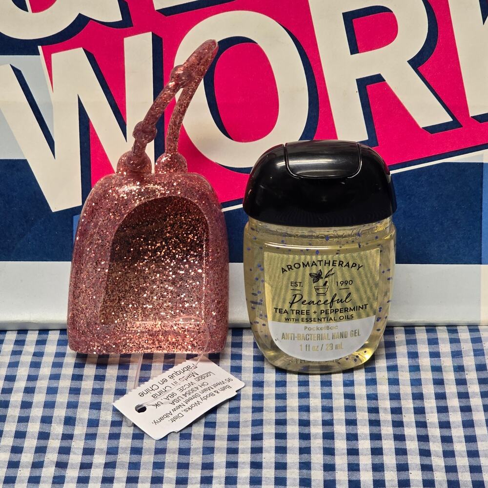 BBW Pink Glitter Rubber Pocketbac Holder & Peaceful Tea Tree Aromatherapy Refill